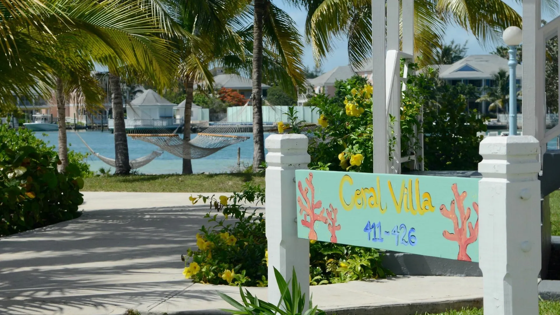 Sandyport Beach Resort Nassau 4*,  Bahamy